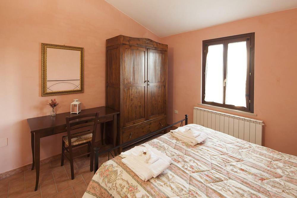 Ponte Felcino Il Poggio Dei Tre Contadiniヴィラ エクステリア 写真