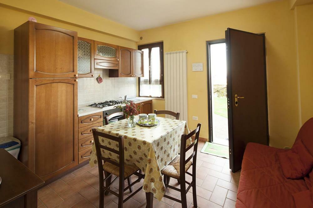 Ponte Felcino Il Poggio Dei Tre Contadiniヴィラ エクステリア 写真